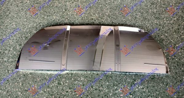 POKLOPAC KUKE ZADNJEG BRANIKA ZA PRIKOLICU HROM (AMG-LINE)